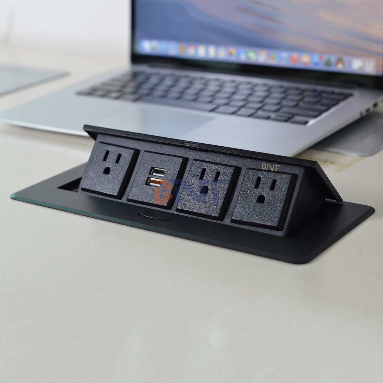 Prise d'alimentation multifonctionnelle OEM/ODM 3 et chargeur USB, prise de courant cachée pour bureau