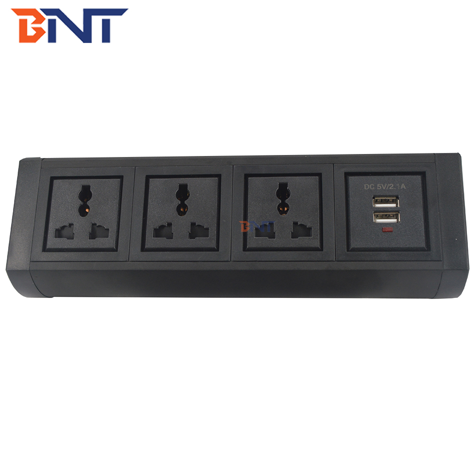 Pince de bureau OEM/ODM sur type multiprises avec ports de chargeur USB, prise de courant intelligente/chargeurs USB multi-ports avec alimentation à 3 gangs